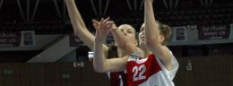 s agnieszka skobel koszykarka reprezentacji polski koszykarek w akcji.jpg