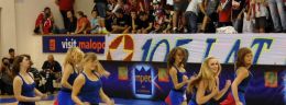 s cheerleaderki wisly can pack krakow.jpg