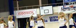 b cheerleaderki wisly can pack krakow.jpg
