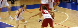 l celeste hoewish kontra anke de mondt polska liga koszykowki kobiet.jpg