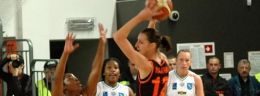 p polska liga koszykowki kobiet z pilka agnieszka majewska ccc polkowice.jpg