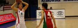 a polska liga koszykowki kobiet paulina pawlak wisla can-pack krakow natalia malaszewska odra brzeg.jpg
