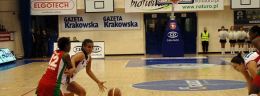 c mecz koszykowki pomiedzy druzynami wisly can-pack krakow i odry brzeg.jpg