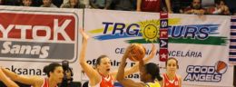 j euroliga kobiet mecz koszykowki good angels koszyce kontra wisla can-pack krakow.jpg
