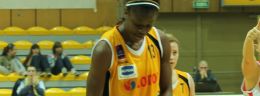 d aneika henry koszykarka lotosu gdynia.JPG