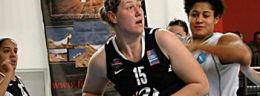 i zbiorka  koszykarki energa torun Jelena Maksimović.jpg