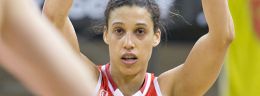 t nicole powell koszykarka wisly can-pack krakow podczas meczu z matizolem liderem pruszkow.jpg
