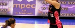 a Martyna Koc Artego Bydgoszcz, Milka Bjelica Wisłą Can-Pack Kraków.jpg