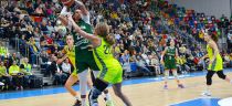 ZVVZ USK Praha - UNI Gyor 82:68 (październik 16, 2024)