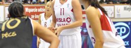 h ewelina kobryn koszykarka wisly can pack krakow wykonujaca rzut wolny w meczu euroligi koszykowka kobiet.JPG